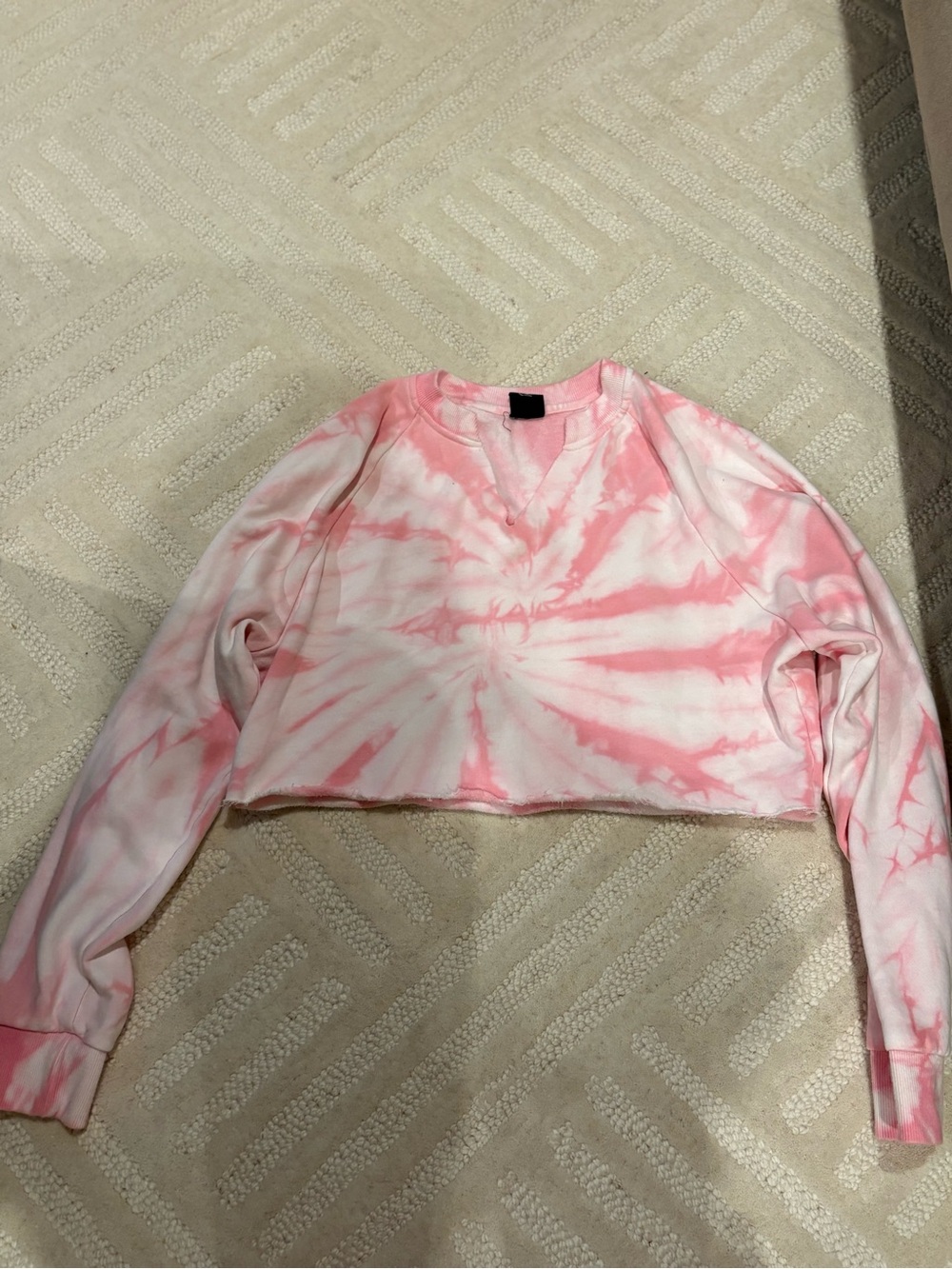 PacSun Pink & White Tie-Dye Cropped Sweatshirt